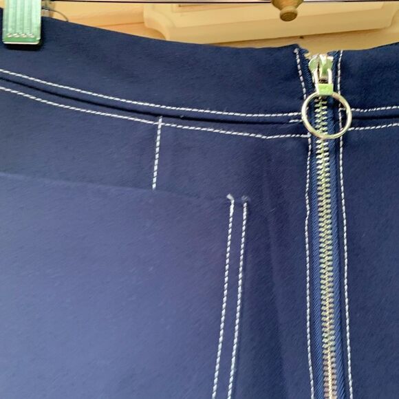 Polly blue flared pants, center zipper, size 8 - Picture 6 of 8